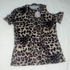 SHEIN Leopard half sleeve Top